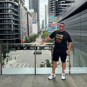 Meet your Posher, Jose manuel